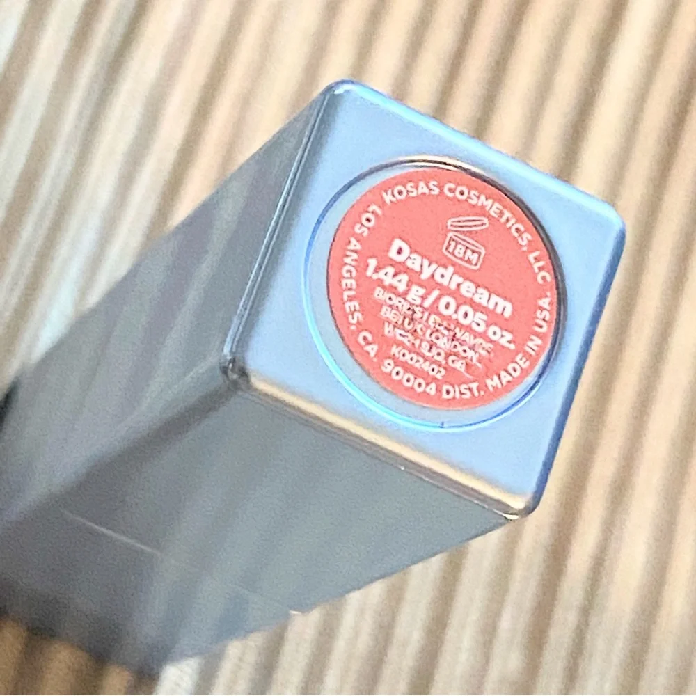 KOSAS WEIGHTLESS LIP SATIN LIPSTICK DAYDREAM 1.44g